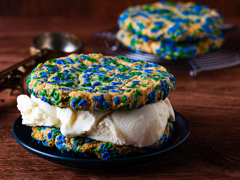 ice cream sandwiches